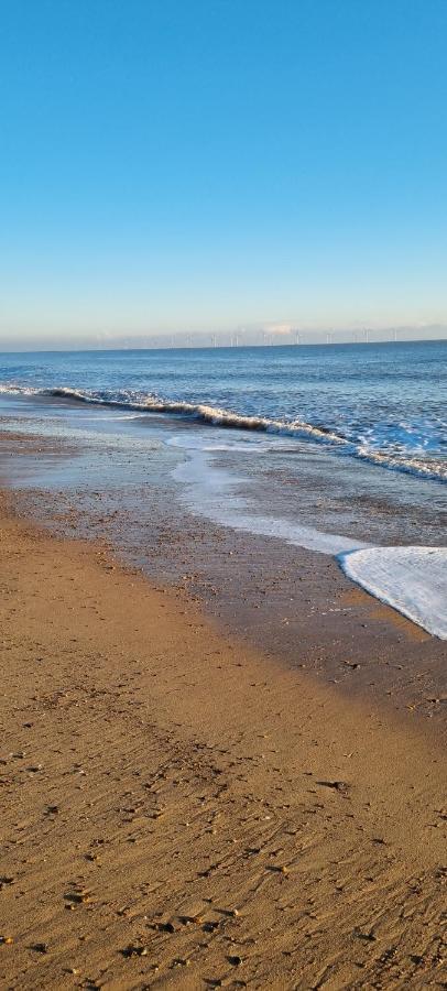 Twin Palms Guesthouse Great Yarmouth Dış mekan fotoğraf