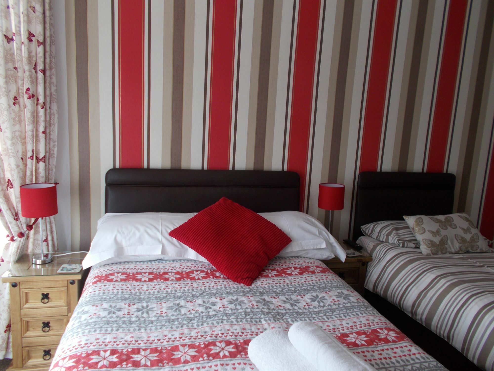 Twin Palms Guesthouse Great Yarmouth Dış mekan fotoğraf